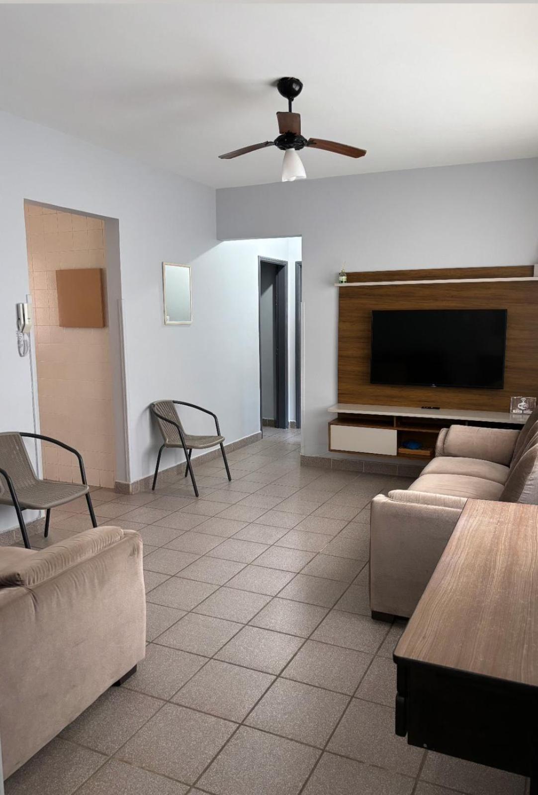 Apartamento Com Estacionamento, Wi-Fi, Ar Condicionado A 300 Metros Da Praia Da Enseada No Guaruja. Exterior photo