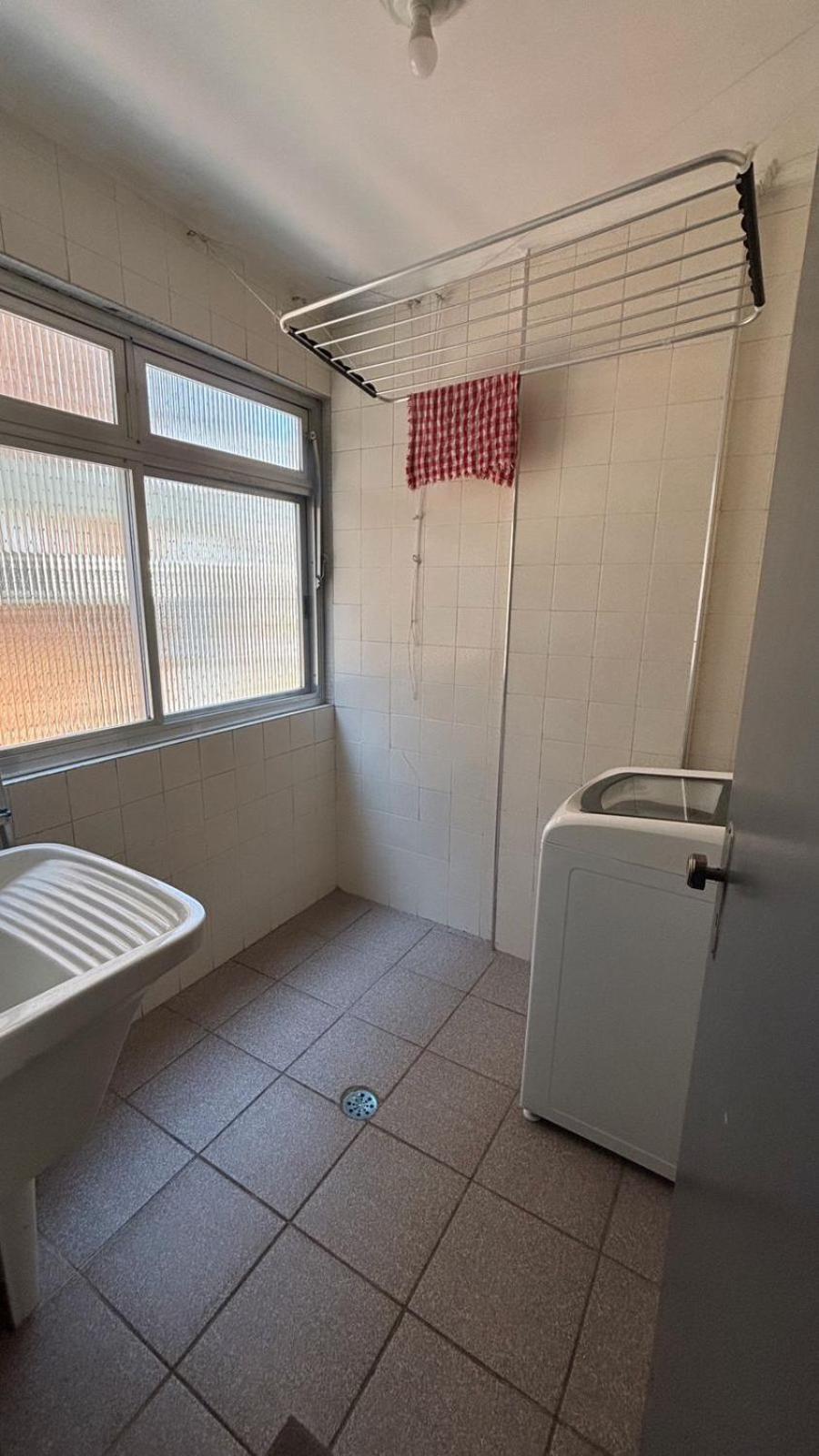 Apartamento Com Estacionamento, Wi-Fi, Ar Condicionado A 300 Metros Da Praia Da Enseada No Guaruja. Exterior photo